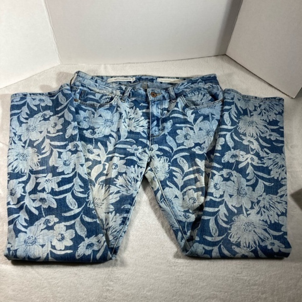 Pilcro Vintage Woman’s Slim Boyfriend Flower Print Jeans - Picture 2 of 8
